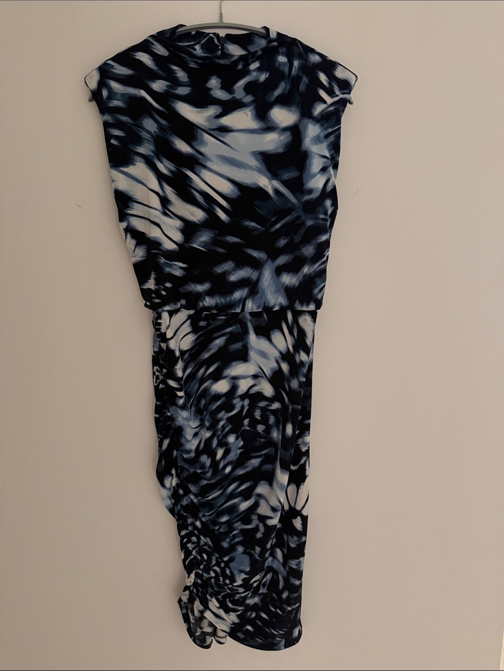 New with tag Espectacular Calvin klein Navy blue  & White Tie-Dye ruched Bottoms